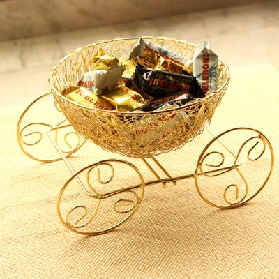 golden-mesh-bowl-platter-with-wheels2