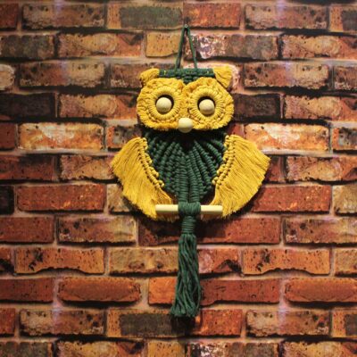 mustard-green-wall-hanging-owl.