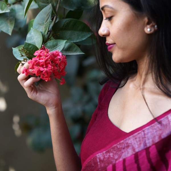 MyIndianBrand Bagru Cotton Linen Saree with Zari Border floral Pattern Pink Red 3