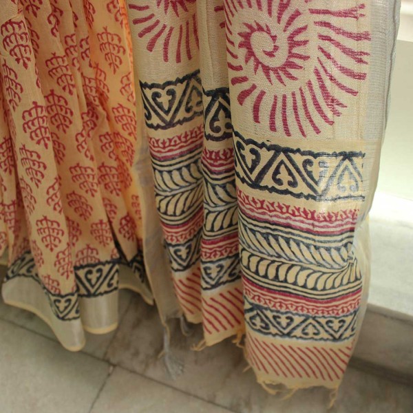 myindianbrand-handblock-Cream-red-pattern-cotton-linen-saree-with-zari-border-7pg