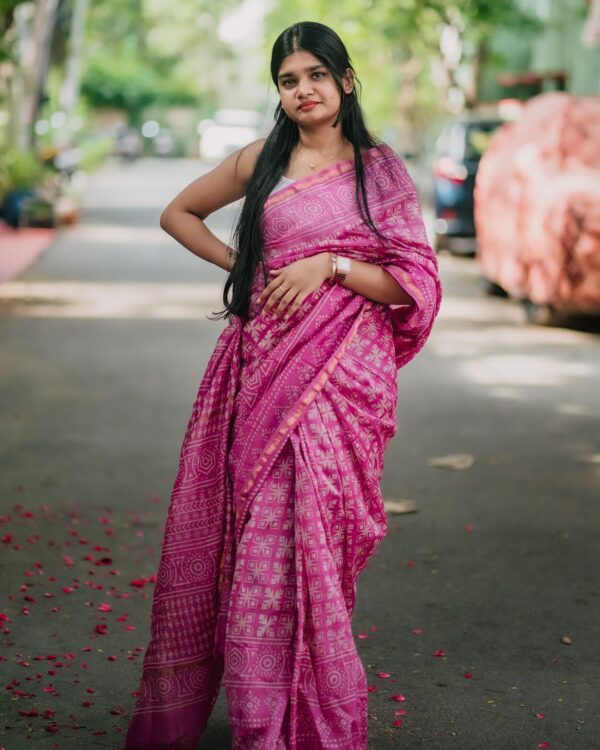 myindianbrand-bagru-pink-chanderi-sari-front-focus